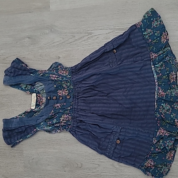 BUNDLE OF GIRLS SHIRTS - Picture 2 of 9